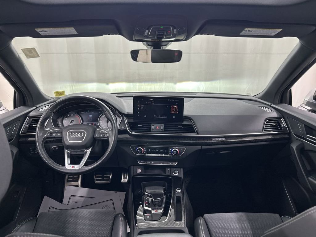 Used 2022 Audi SQ5 Premium w/ Convenience Package image 18