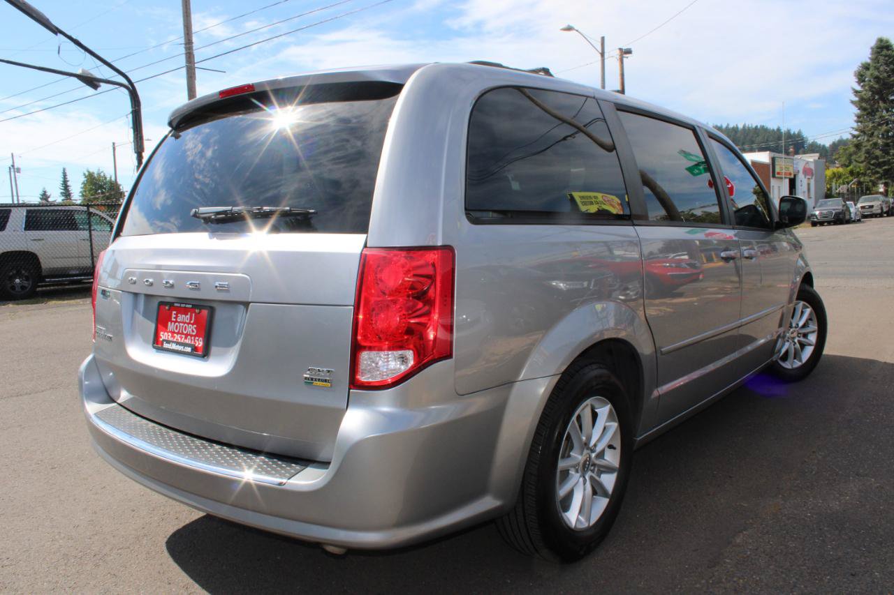Used 2016 Dodge Grand Caravan SXT FWD image 6