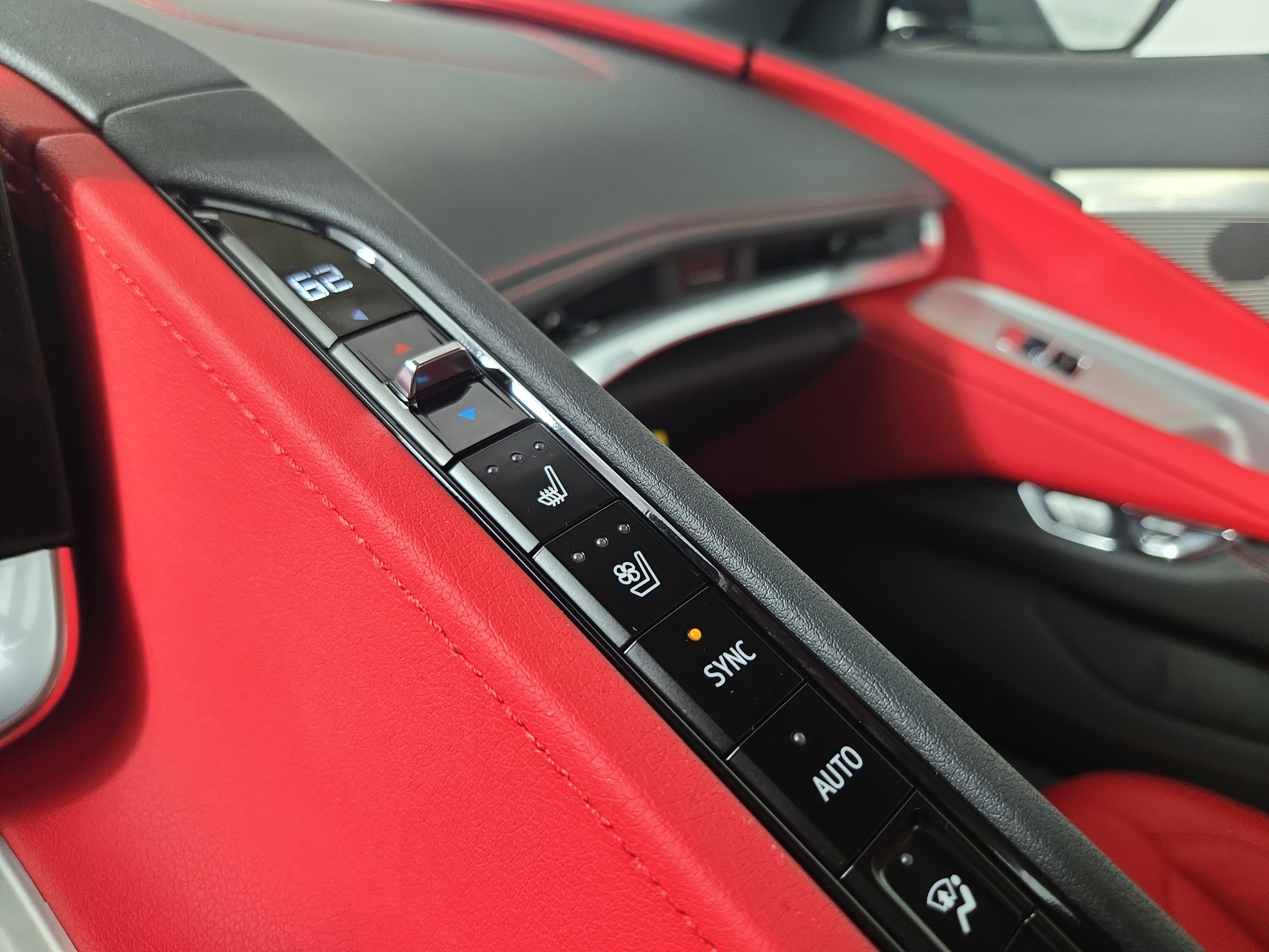 New 2025 Chevrolet Corvette E-Ray w/ Battery Protection Package image 23