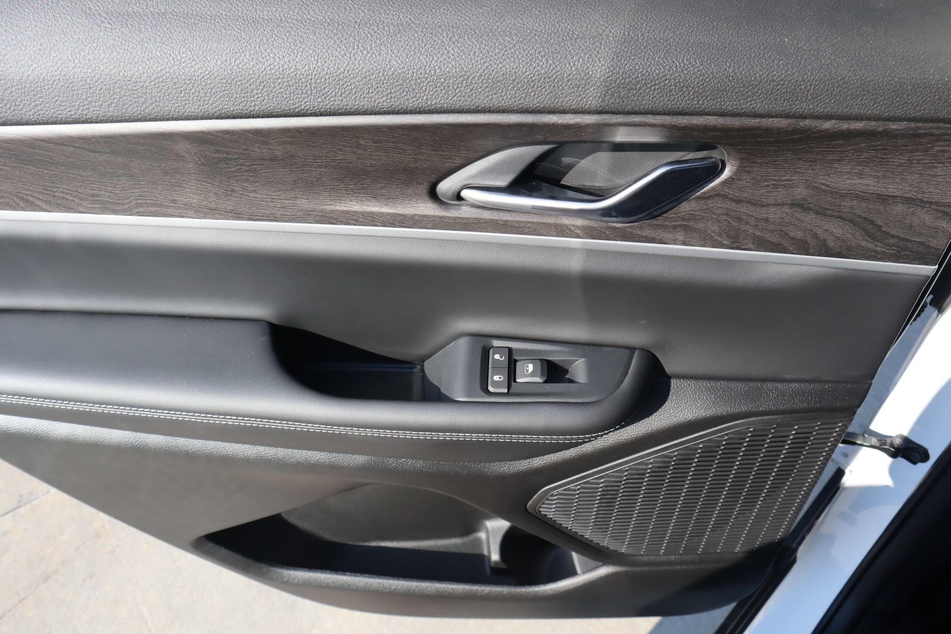 New 2026 Jeep Grand Cherokee L 4WD image 18