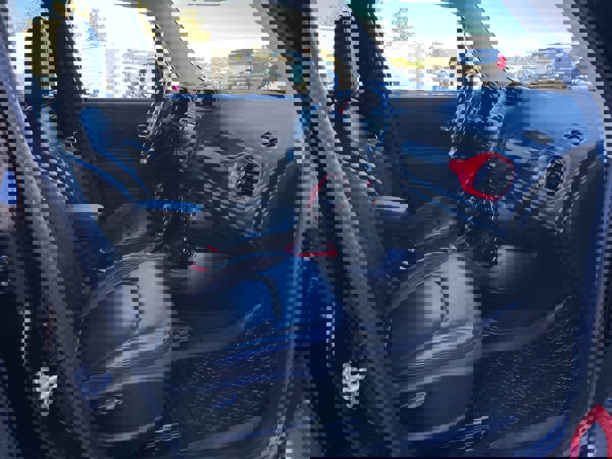 Used 2016 Jeep Renegade Trailhawk w/ Premium Trailhawk Package image 22