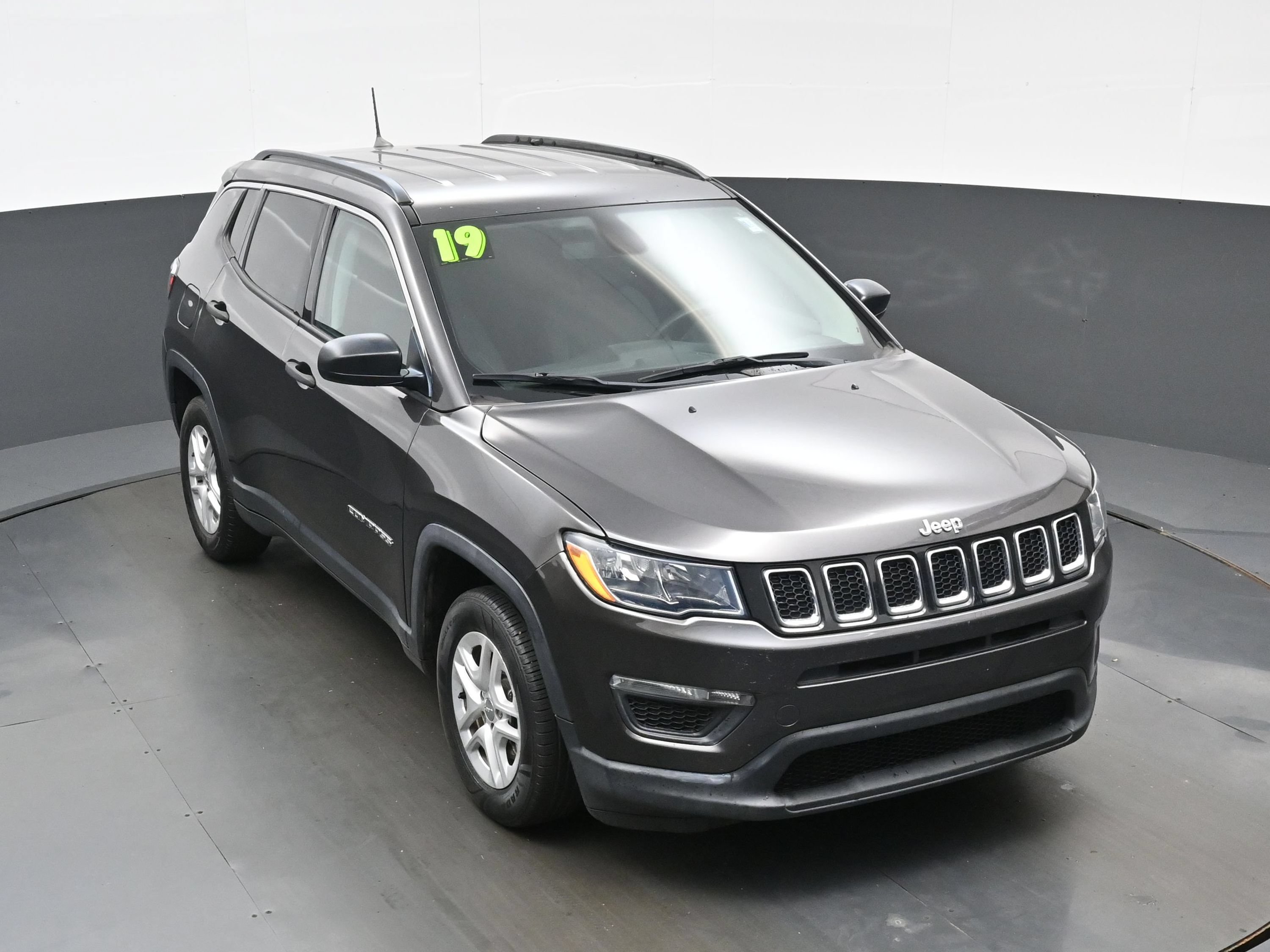 Used 2019 Jeep Compass Sport FWD image 37