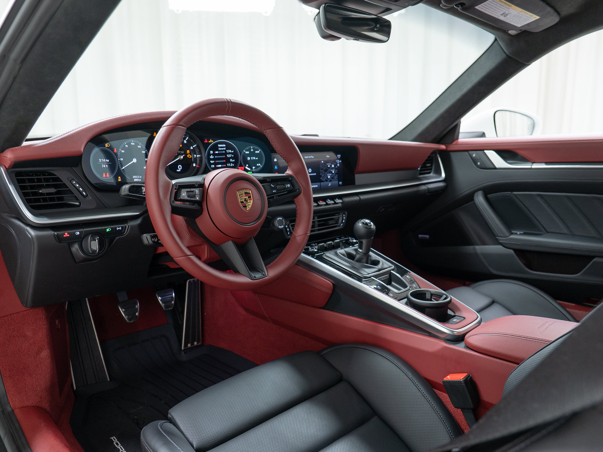 Certified 2024 Porsche 911 Carrera GTS RWD image 4