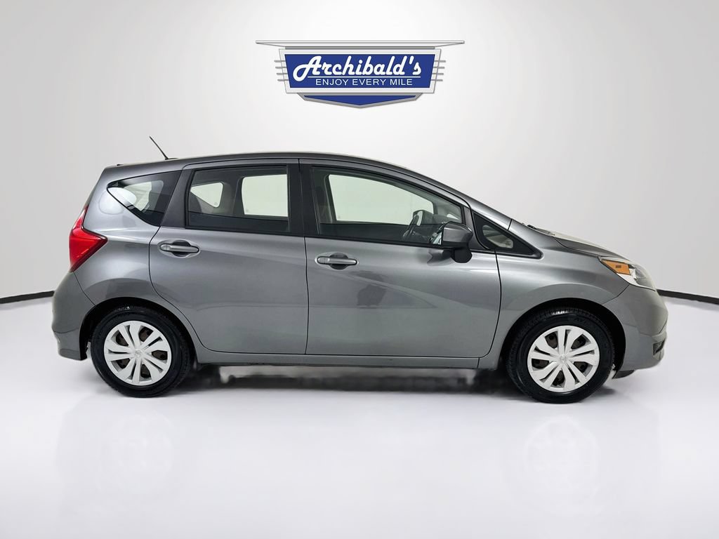 Used 2017 Nissan Versa Note SV FWD image 9