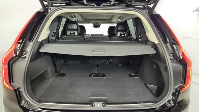 New 2026 Volvo XC90 B6 Plus w/ Protection Package AWD/4WD image 43