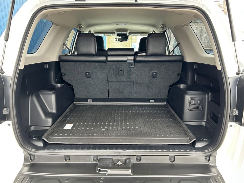 Used 2024 Toyota 4Runner TRD Off-Road Premium image 24