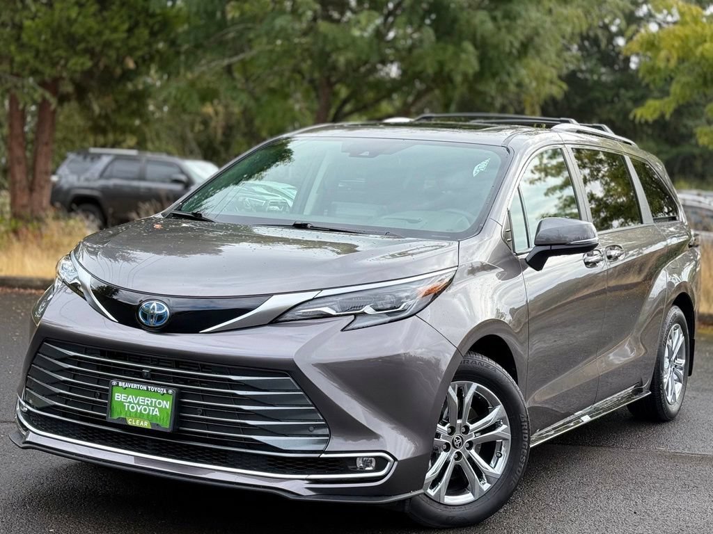 Used 2024 Toyota Sienna Platinum
