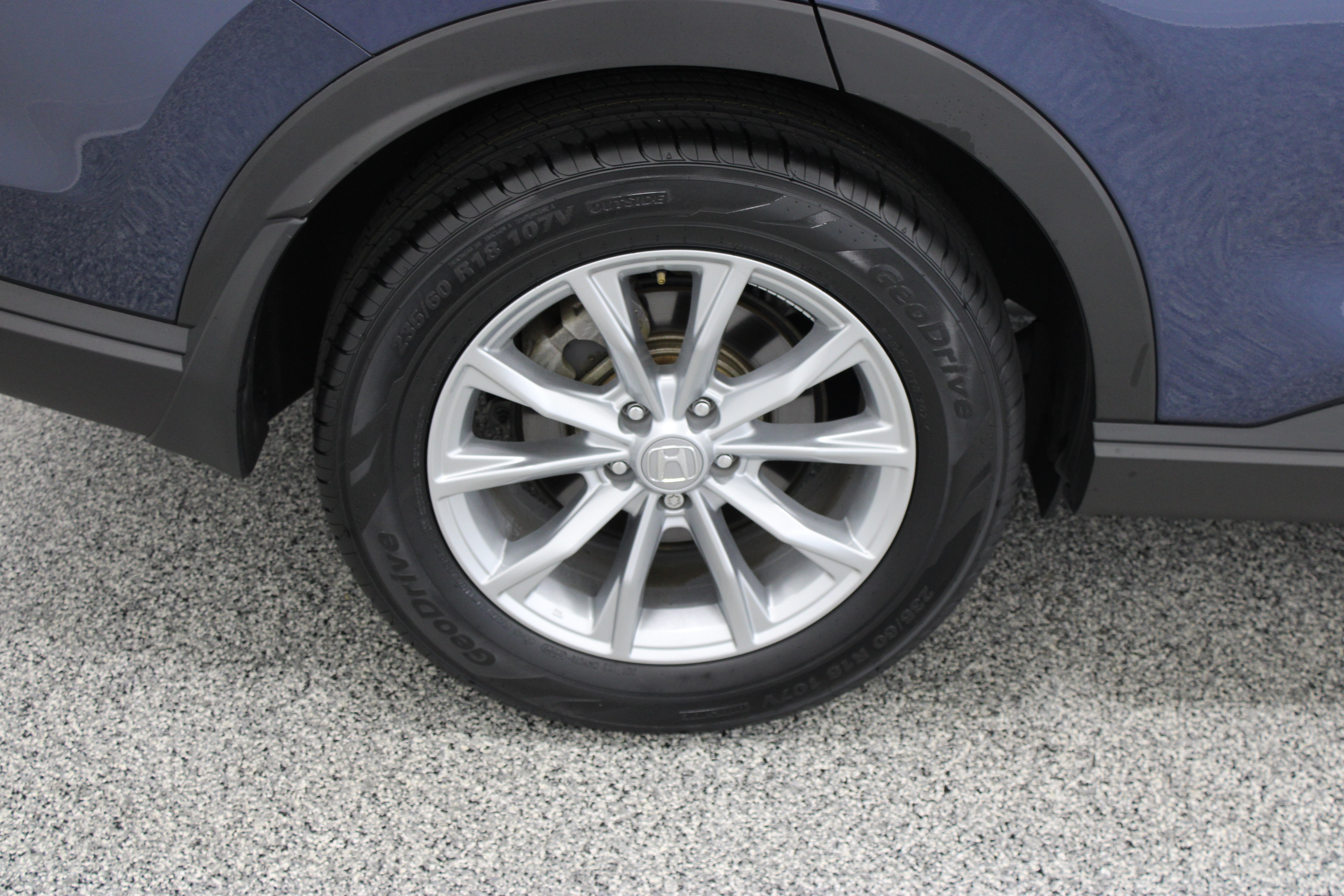 Used 2025 Honda CR-V EX image 6