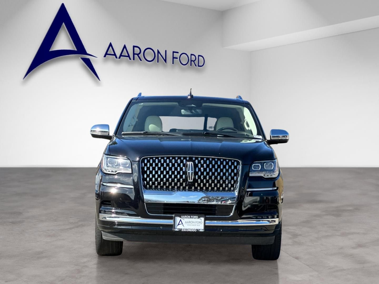 Used 2023 Lincoln Navigator Black Label AWD/4WD image 9