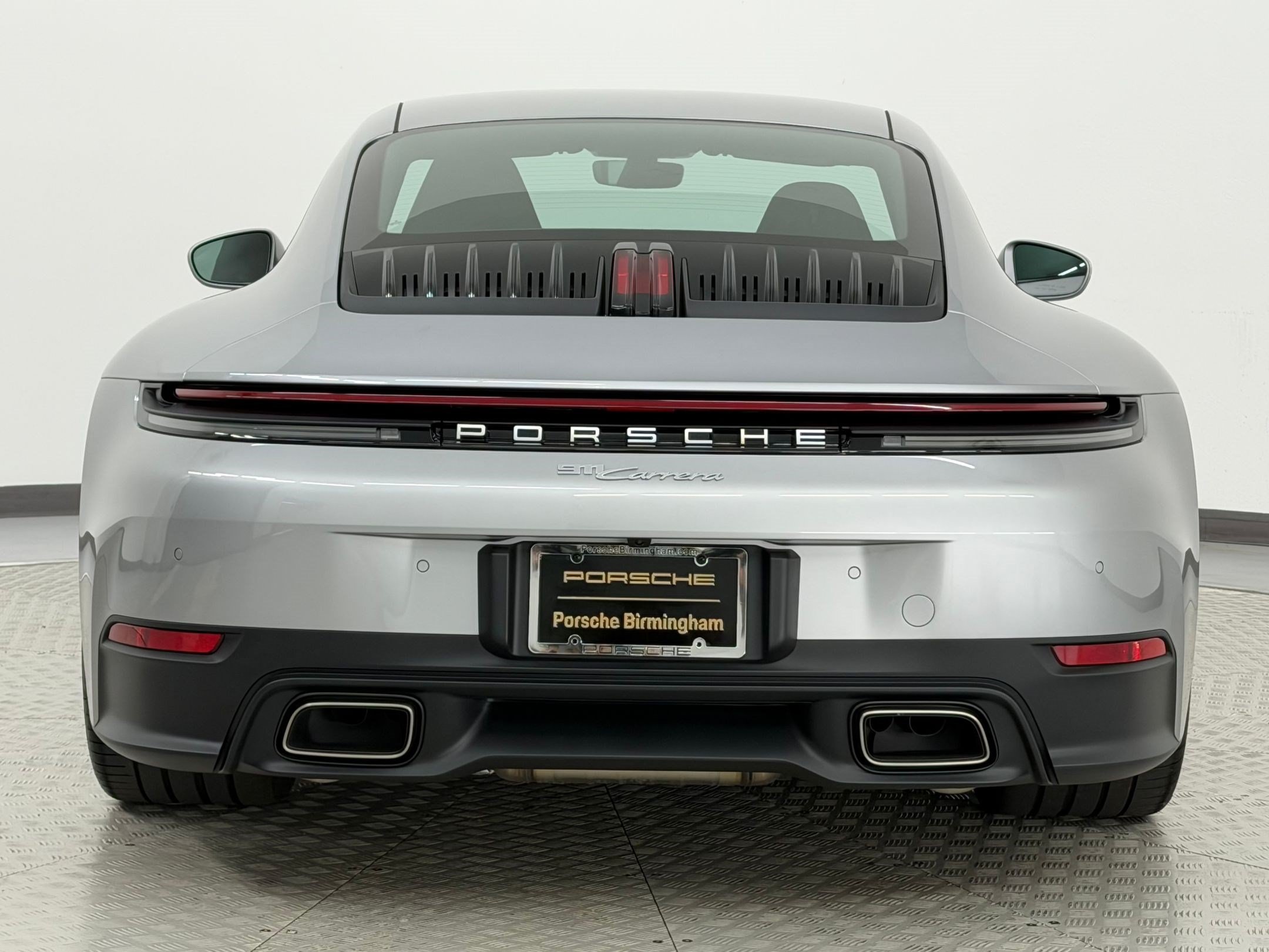 Certified 2025 Porsche 911 Carrera RWD image 10