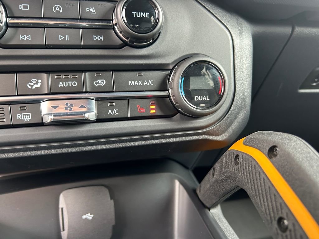 Used 2024 Ford Bronco Badlands image 36