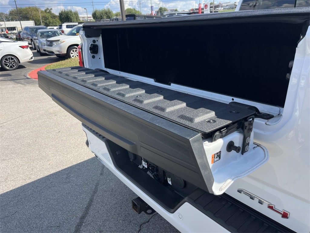 Used 2023 GMC Sierra 1500 AT4 w/ AT4 Preferred Package image 10