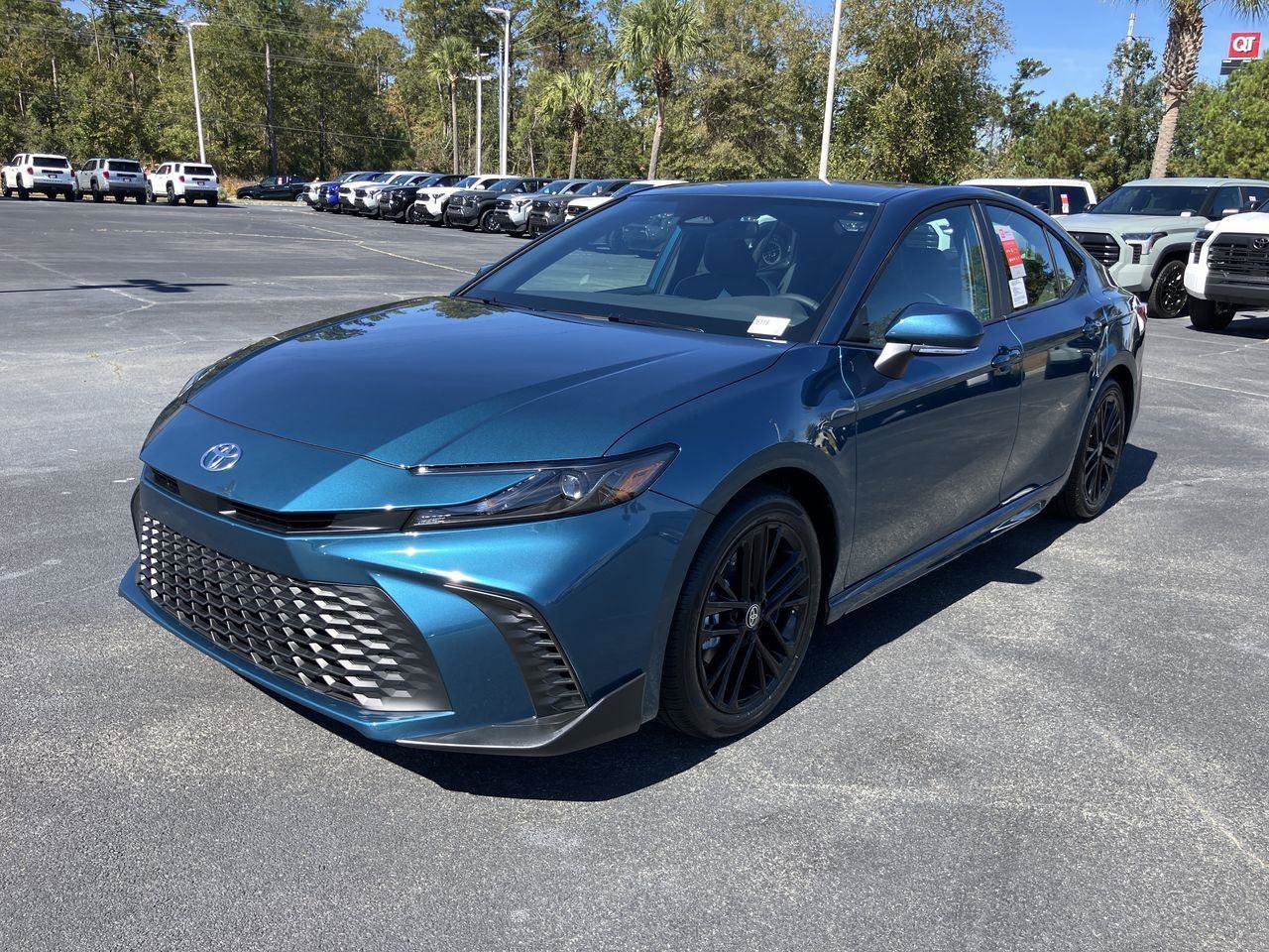 New 2026 Toyota Camry SE image 1