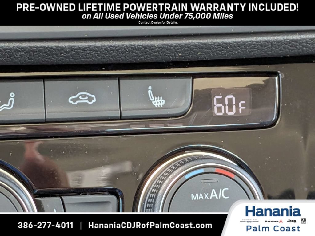 Used 2020 Volkswagen Jetta SEL FWD image 19