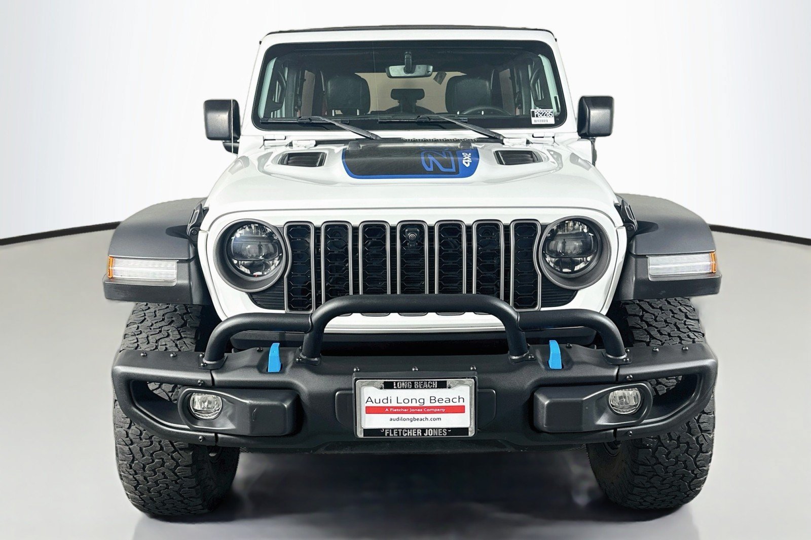 Used 2023 Jeep Wrangler Unlimited Rubicon 4xe AWD/4WD image 2