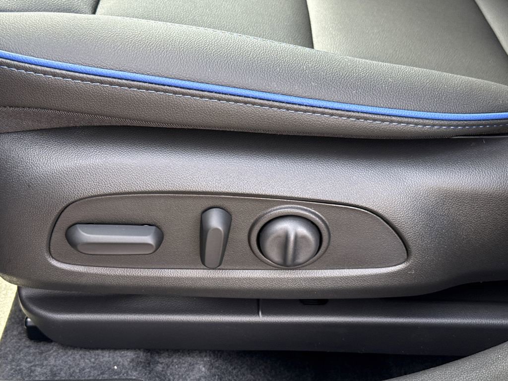 New 2026 Buick Envista Sport Touring w/ Convenience I Package FWD image 17