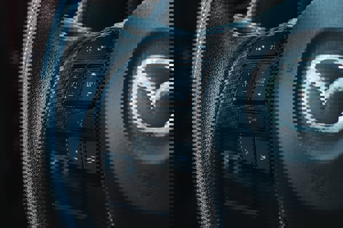 Used 2016 MAZDA MAZDA3 i Sport image 25