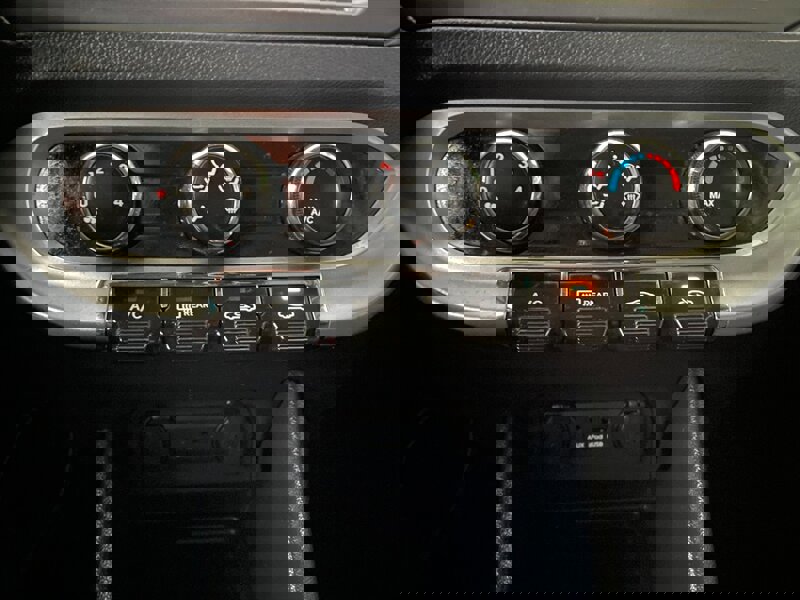 Used 2014 Kia Rio LX image 29