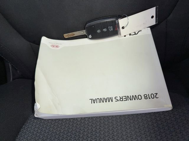 Used 2018 Kia Soul + image 20