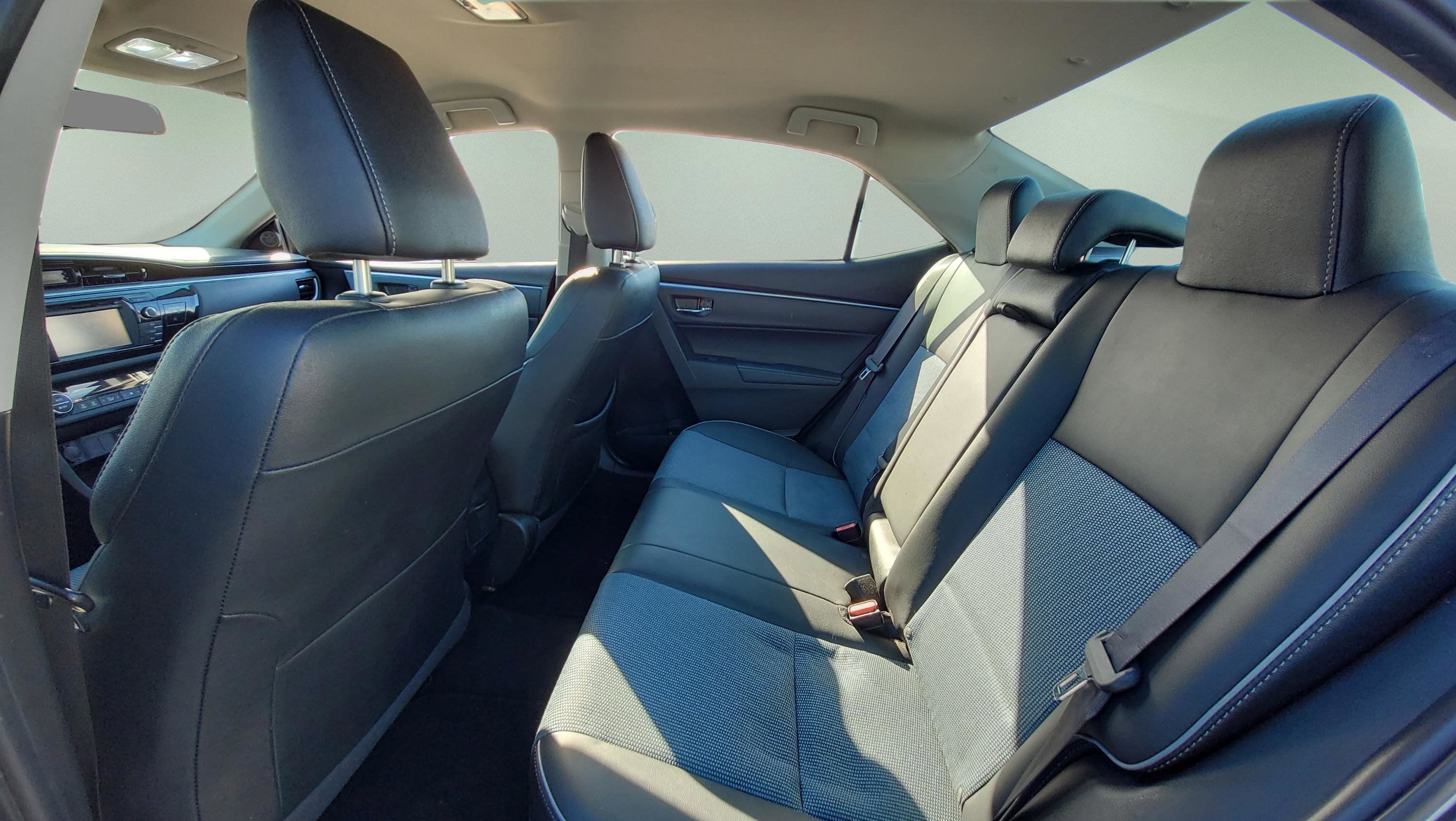 Used 2016 Toyota Corolla S image 14