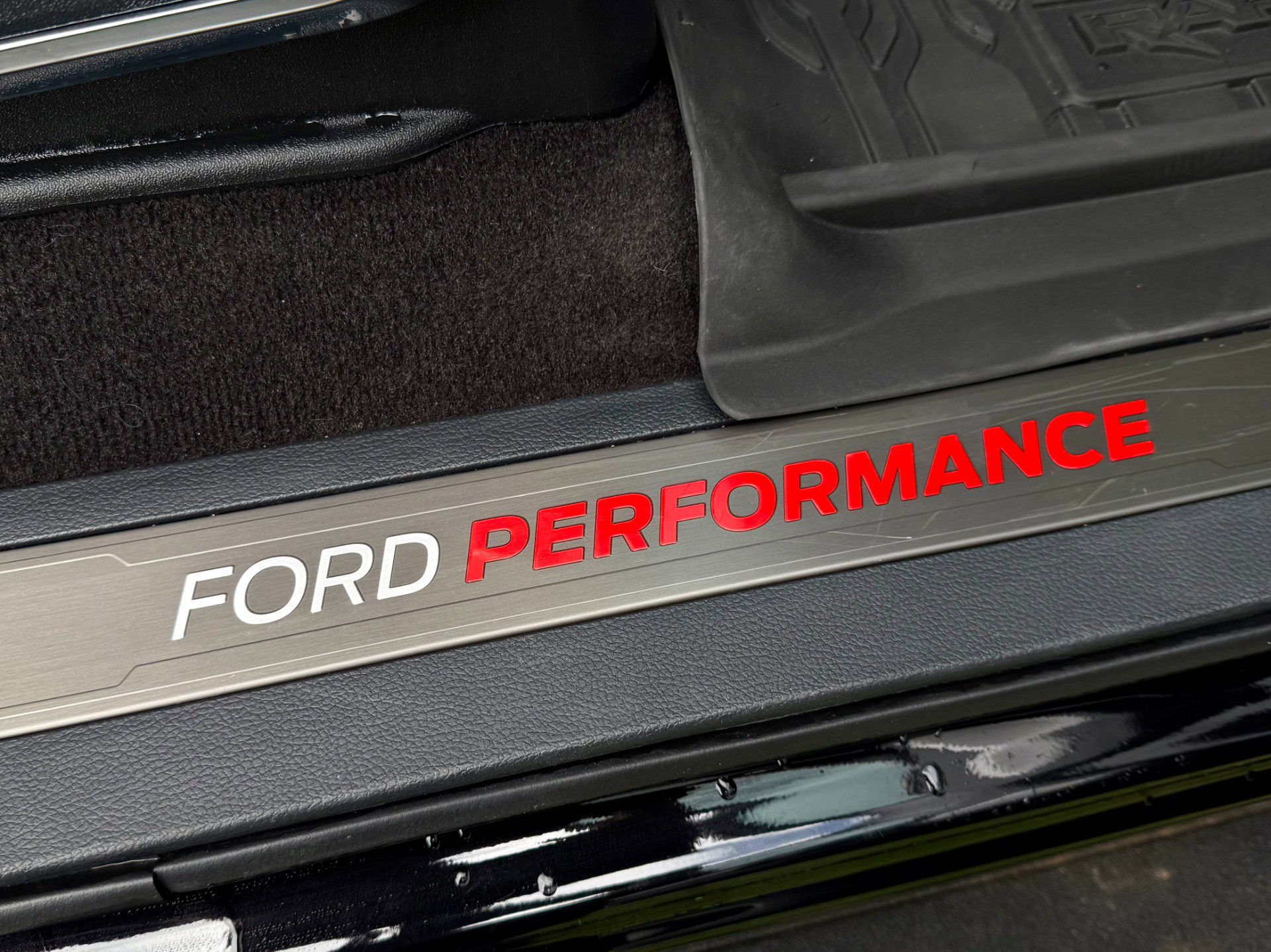 Used 2022 Ford F150 Raptor w/ Raptor 37 Performance Package AWD/4WD image 28