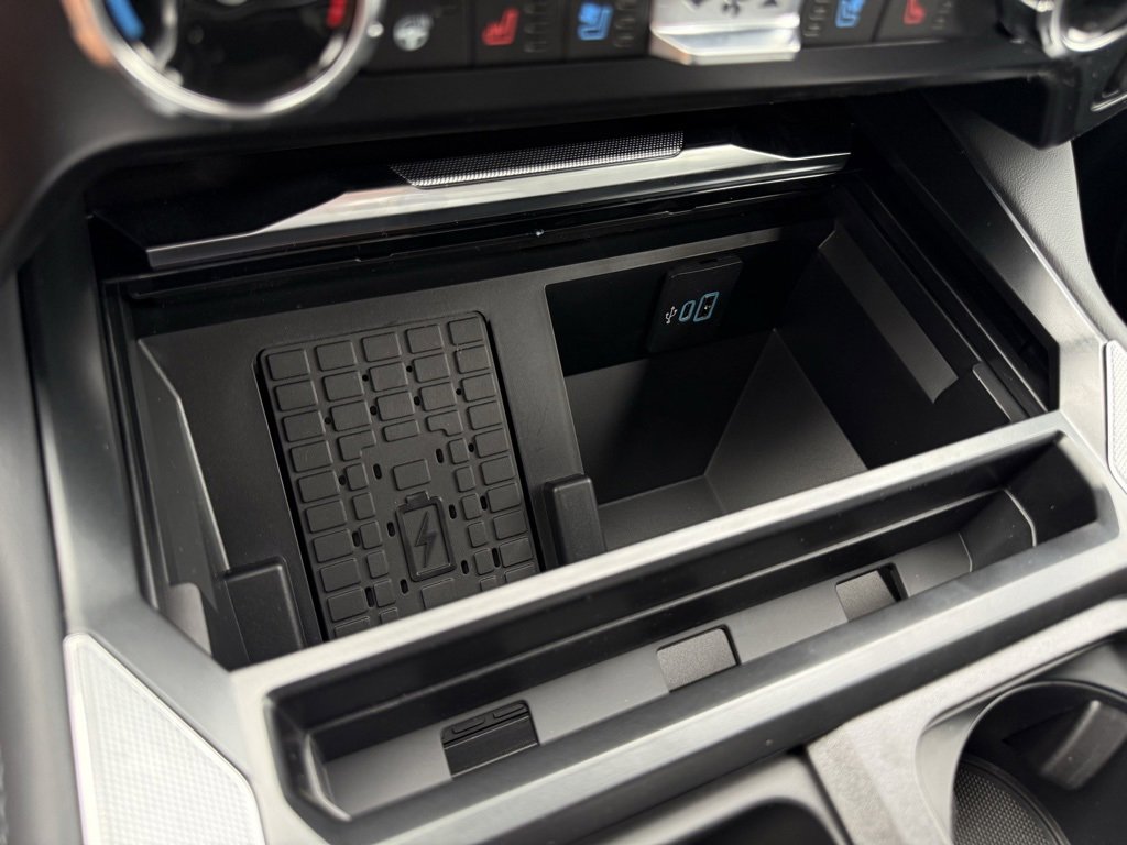 New 2026 Ford F250 Platinum image 19