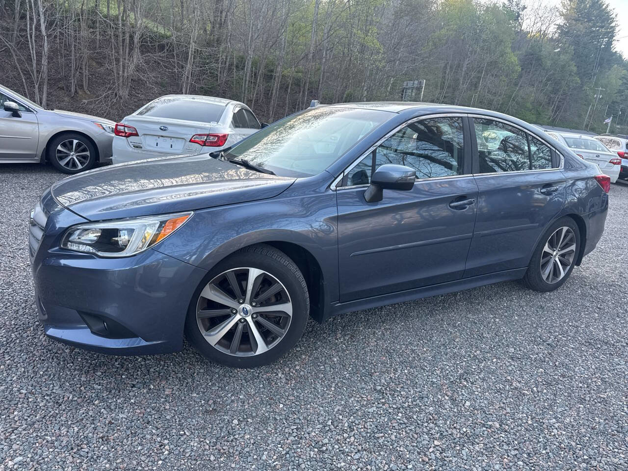 Used 2016 Subaru Legacy 2.5i Limited AWD/4WD image 2