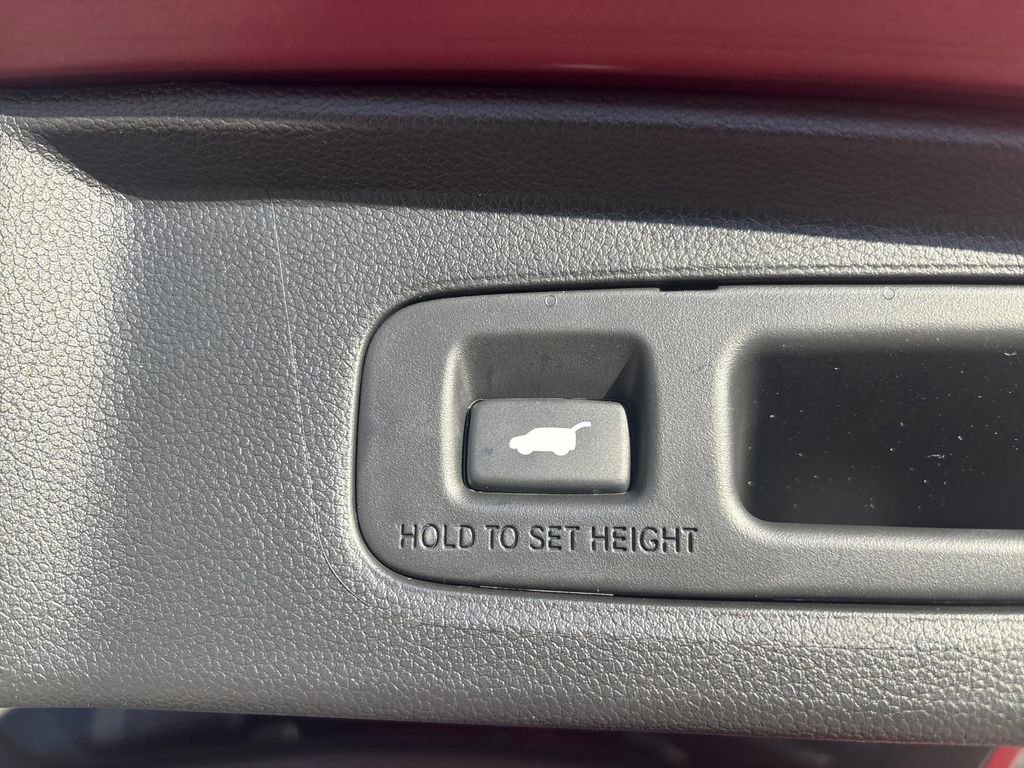 Used 2025 Honda CR-V Sport Touring image 17