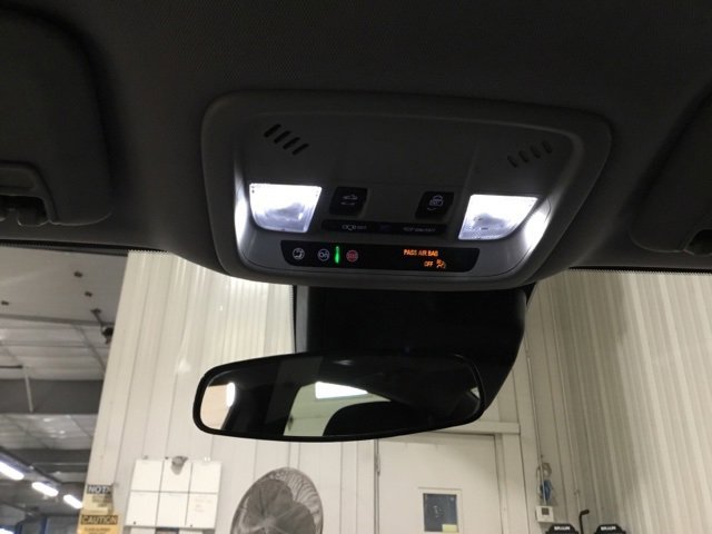 Used 2023 Chevrolet Malibu LT image 30