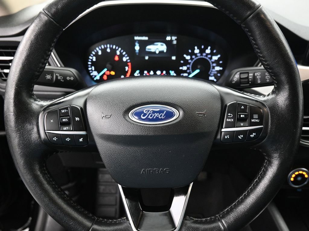Used 2020 Ford Escape SEL image 14