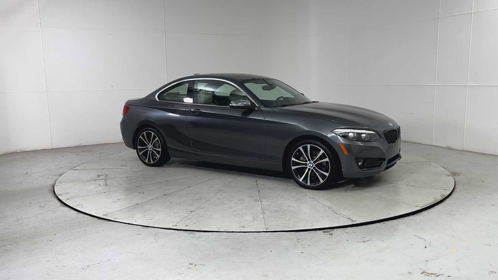 Used 2020 BMW 230i Coupe w/ Premium Package image 8