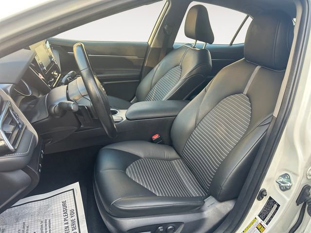Used 2024 Toyota Camry SE image 9
