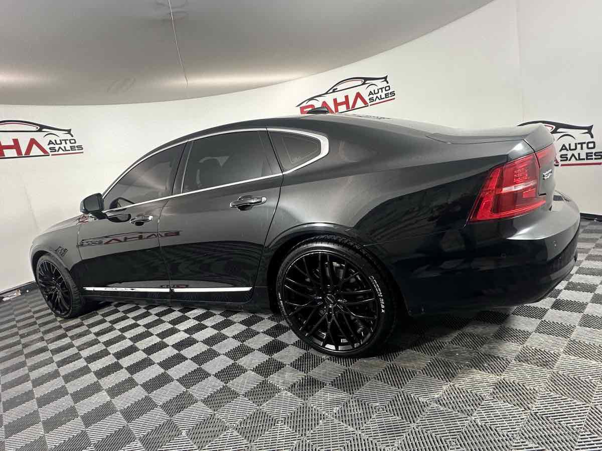 Used 2017 Volvo S90 T6 Inscription w/ Vision Package image 6