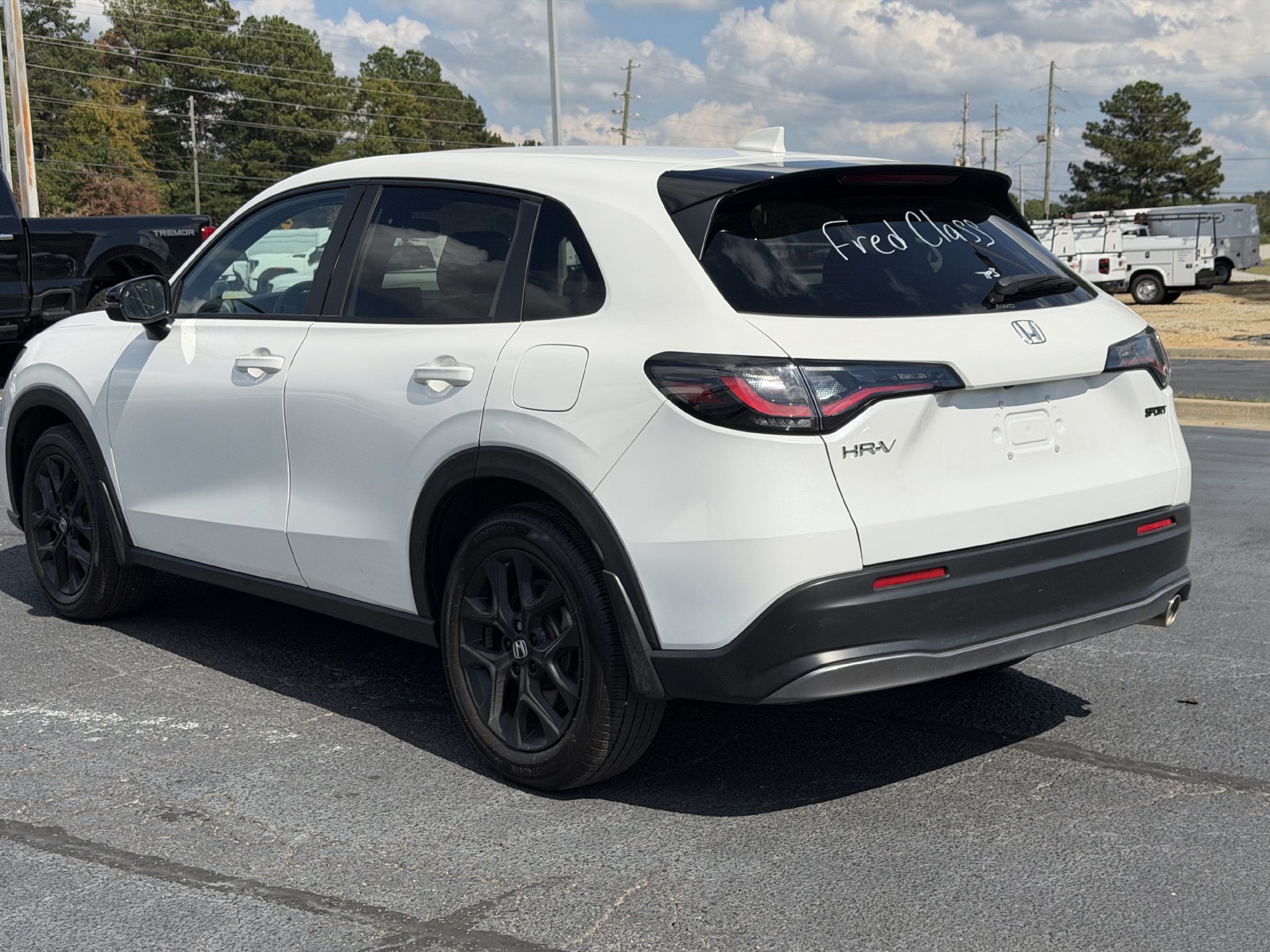 Used 2025 Honda HR-V Sport image 13