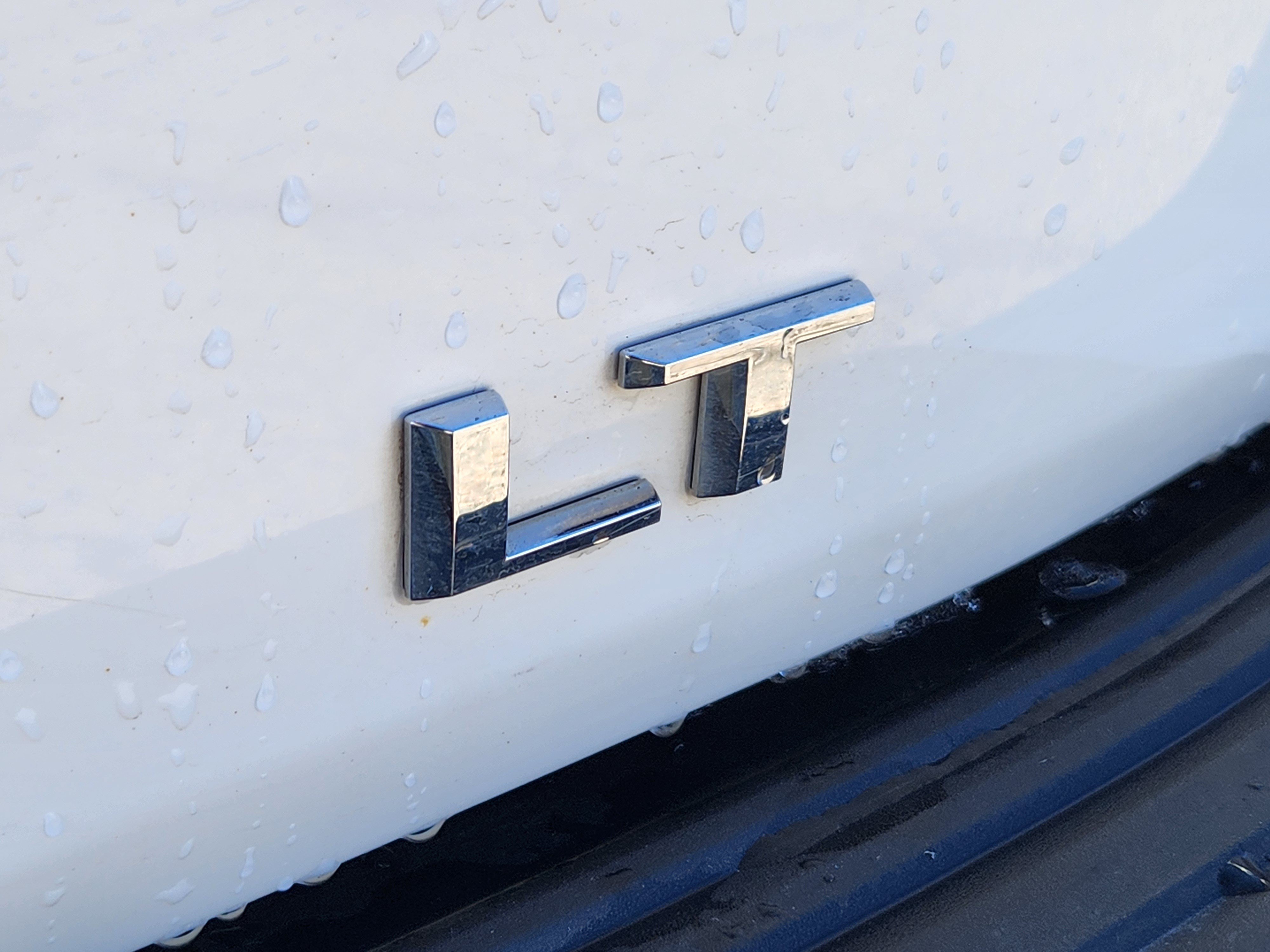 Used 2025 Chevrolet Tahoe LT AWD/4WD image 9