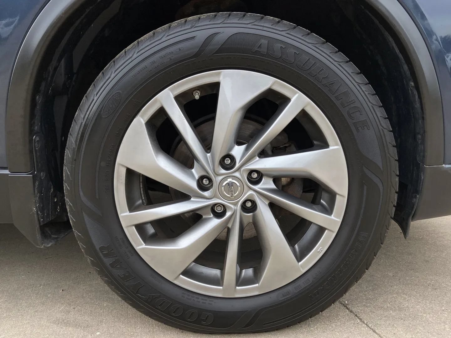 Used 2015 Nissan Rogue SL w/ SL Premium Package AWD/4WD image 8