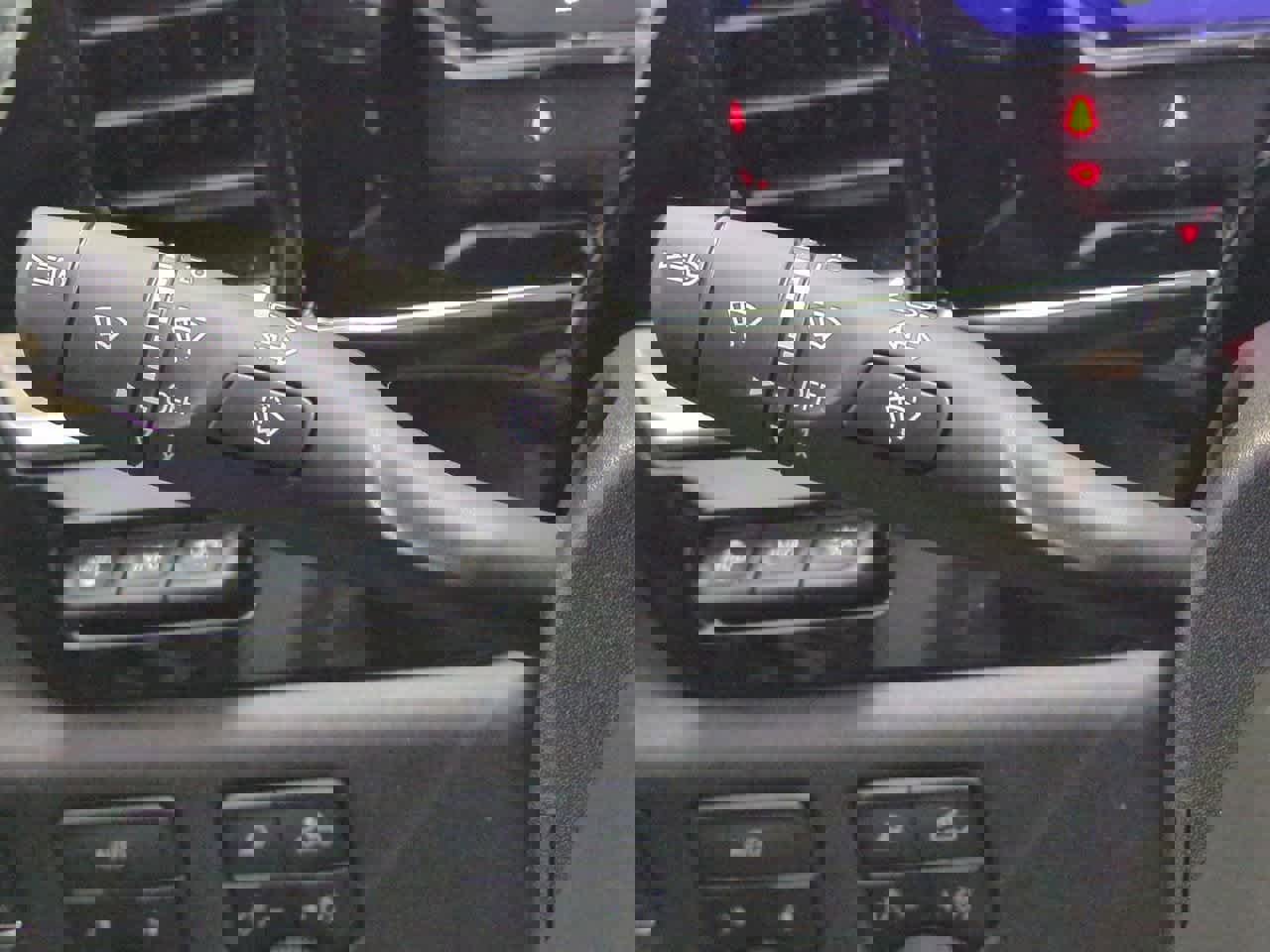 Used 2025 Chevrolet Silverado 1500 LTZ w/ LTZ Premium Package image 28