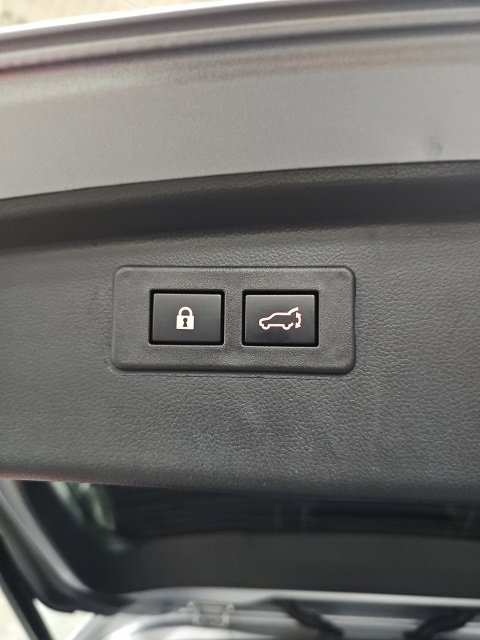 Certified 2025 Subaru Outback Premium w/ Popular Package #1A image 38