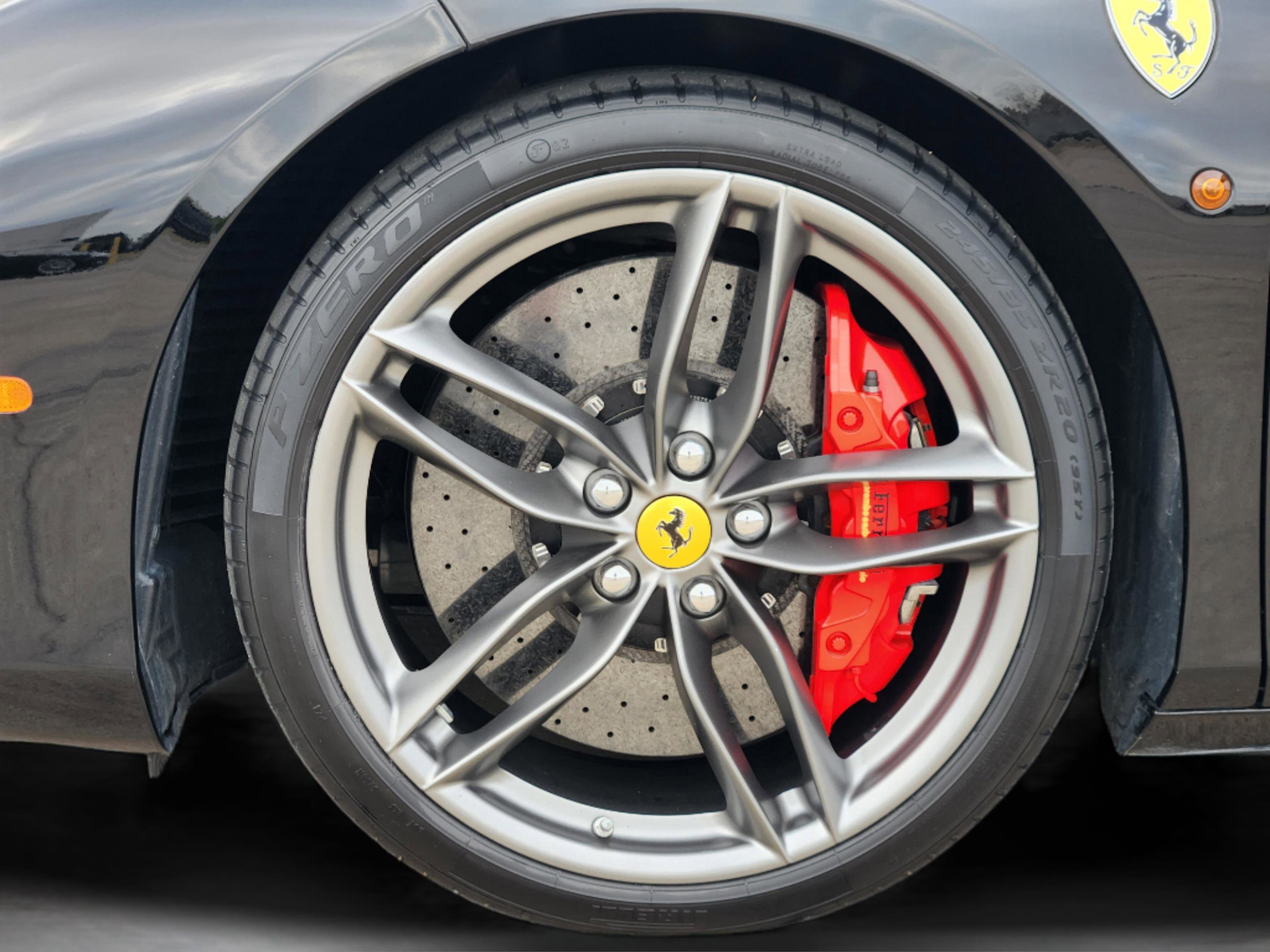 Used 2017 Ferrari 488 Spider image 9