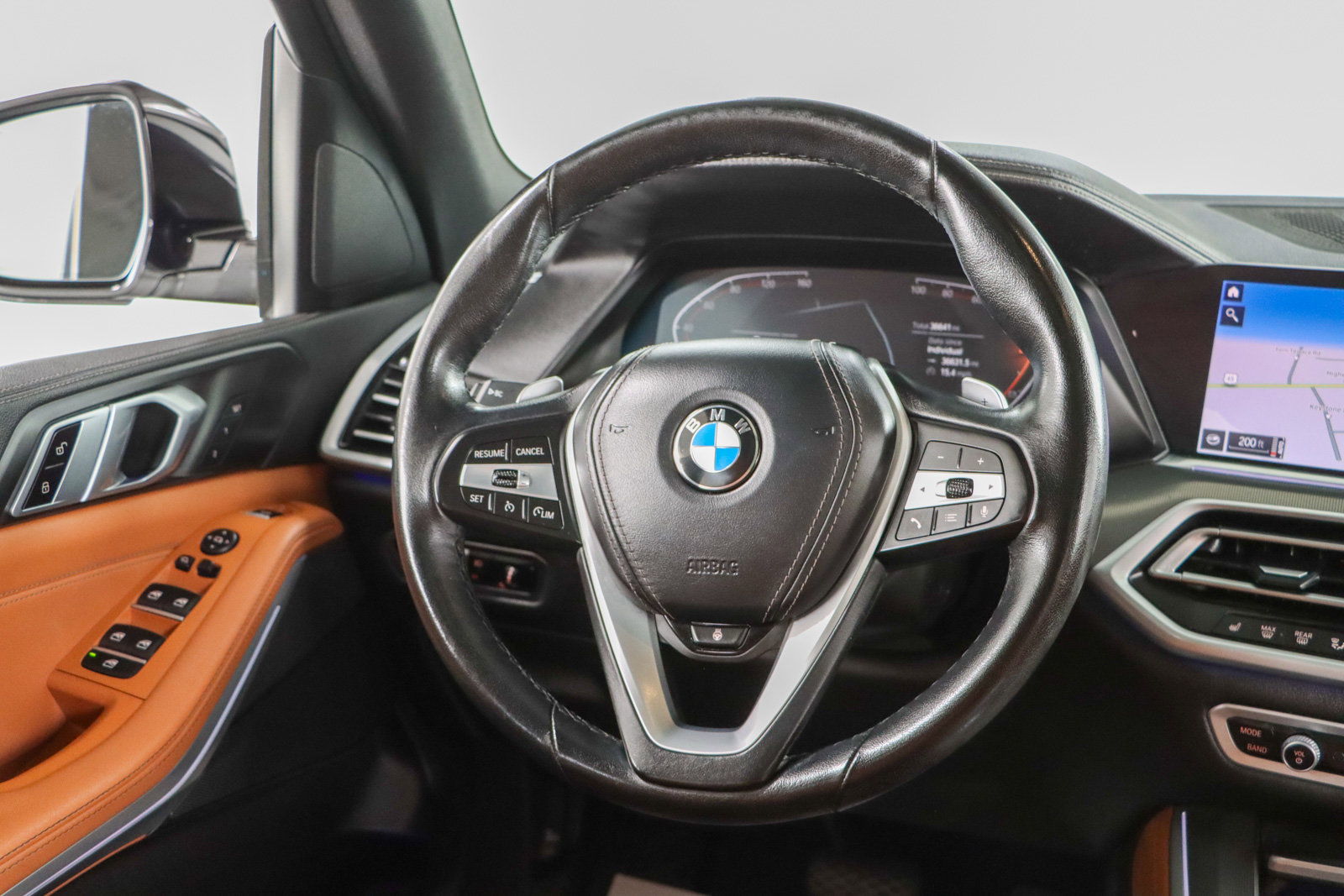 Used 2023 BMW X5 sDrive40i w/ Climate Comfort Package image 12