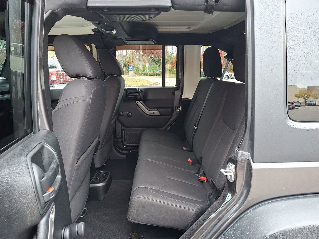 Used 2018 Jeep Wrangler Unlimited Sport image 11