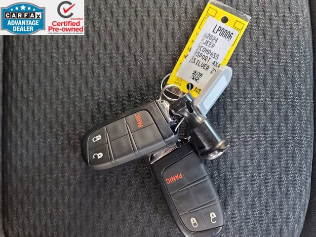 Certified 2024 Jeep Compass Sport image 43