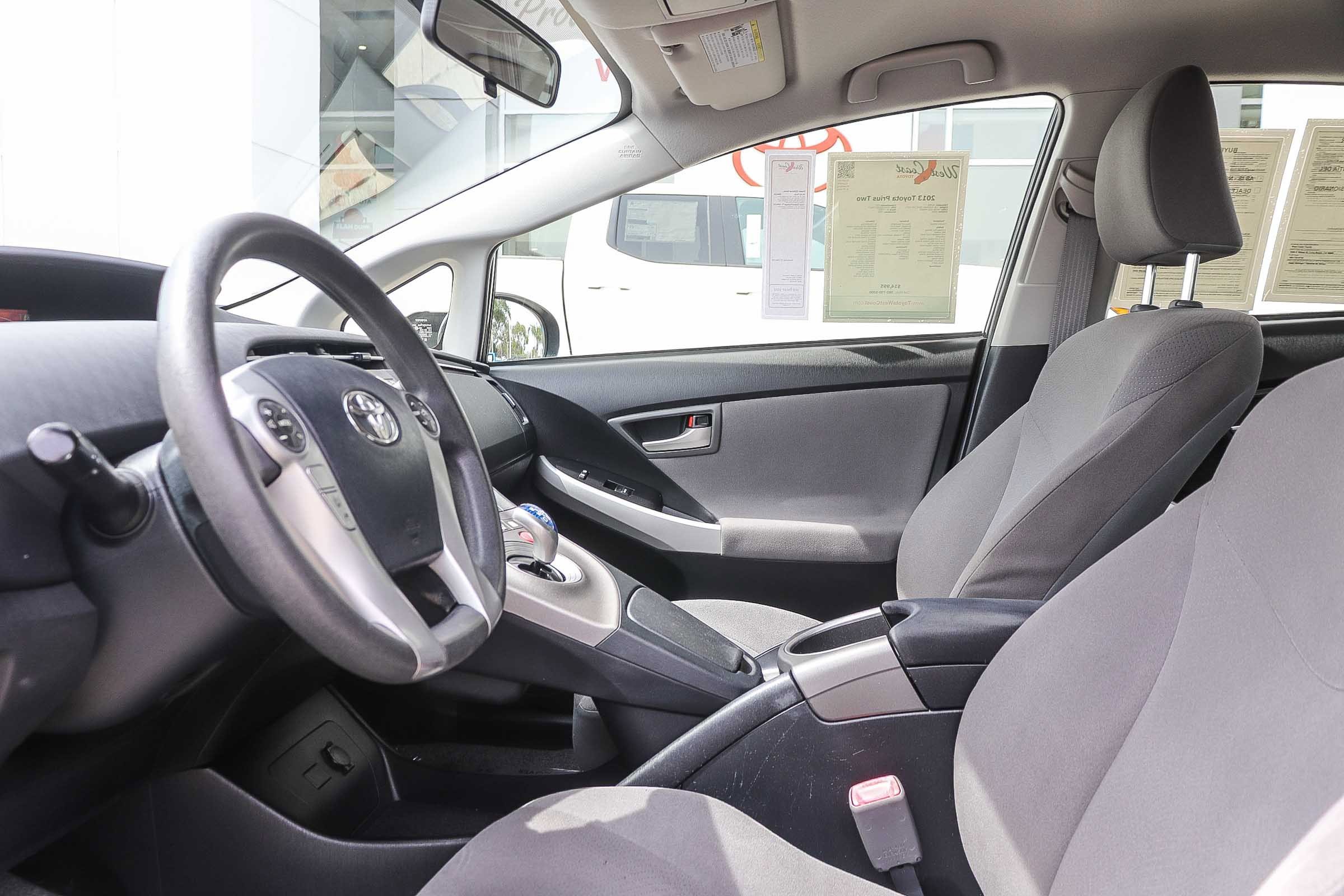 Used 2013 Toyota Prius Two image 20