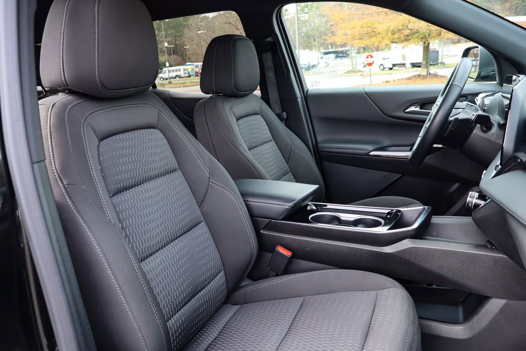 Used 2025 Chevrolet Equinox LT image 13