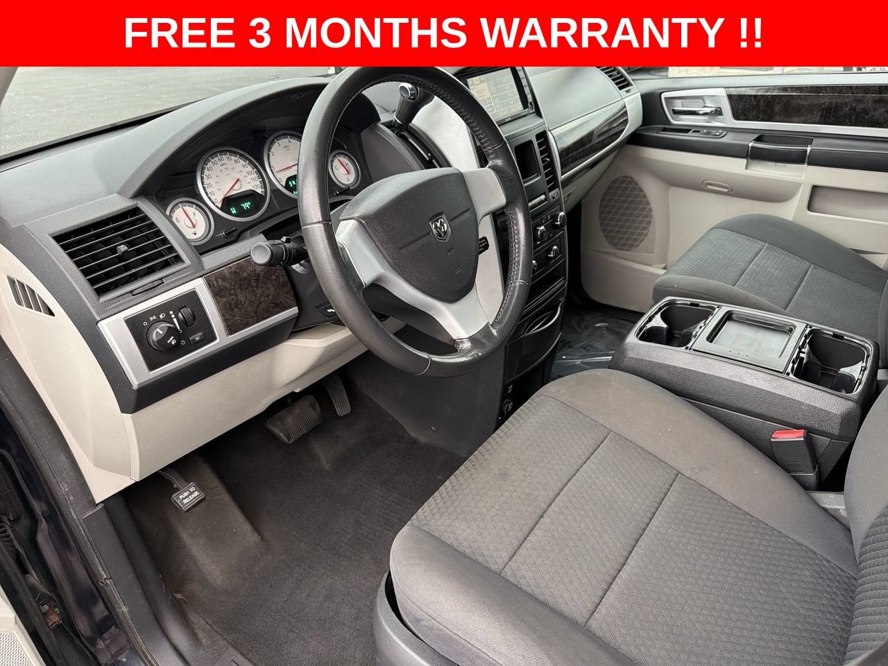 Used 2010 Dodge Grand Caravan Crew w/ Family Value Group FWD image 38