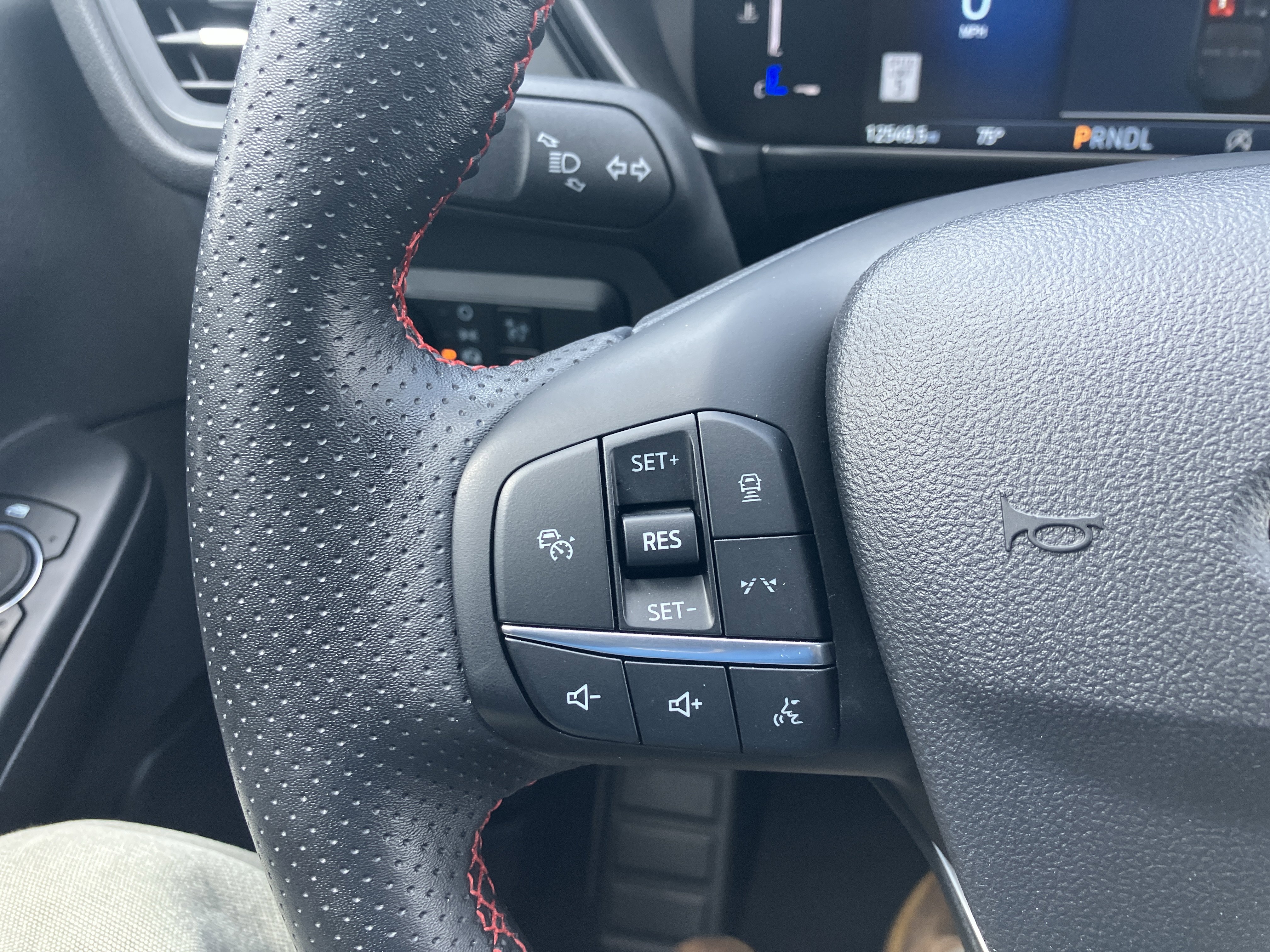 Used 2024 Ford Escape ST-Line w/ Tech Pack #1 image 28