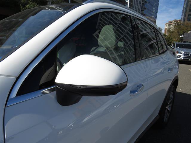 Used 2026 Mercedes-Benz GLC 300 4MATIC image 29