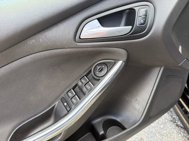 Used 2017 Ford Focus ST FWD image 13
