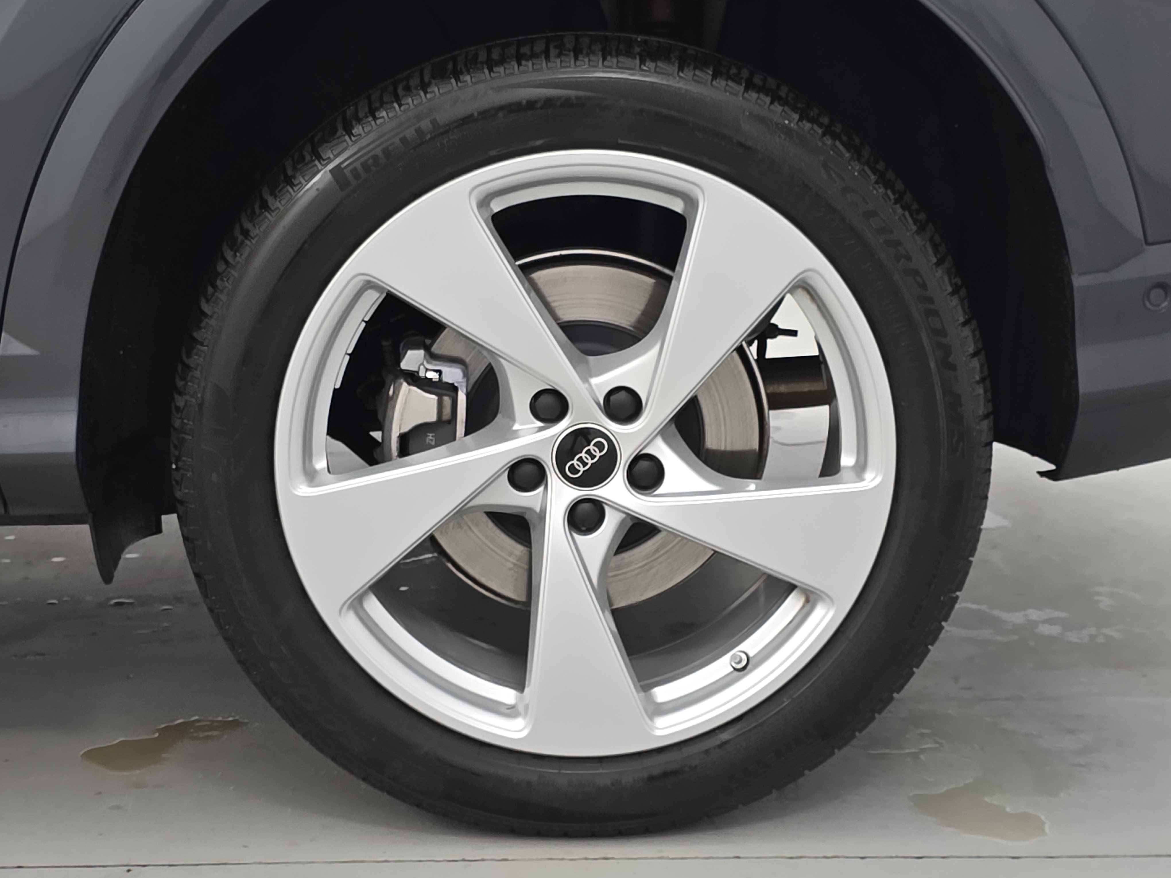 Used 2025 Audi Q5 Premium w/ Premium Plus AWD/4WD image 33