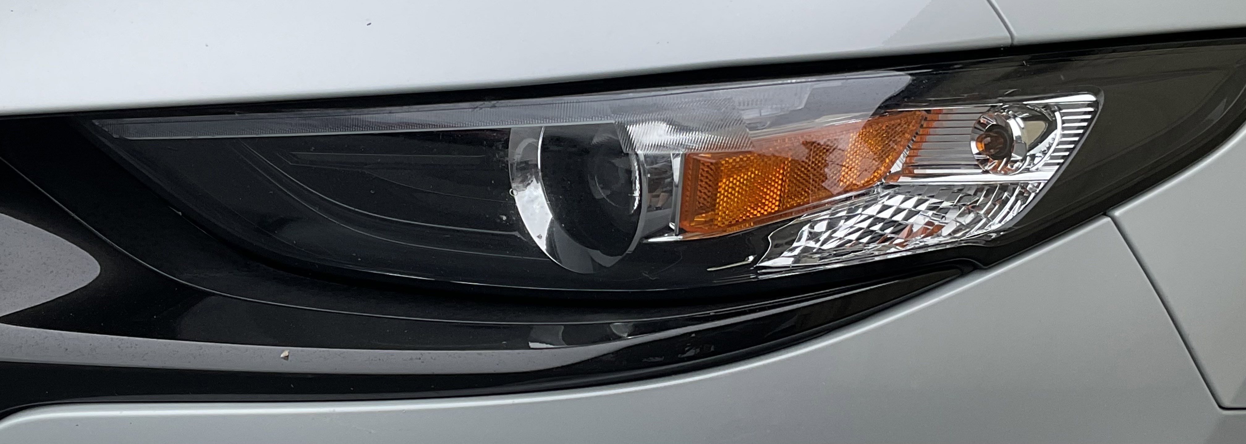 Used 2024 MAZDA MAZDA3 s FWD image 9